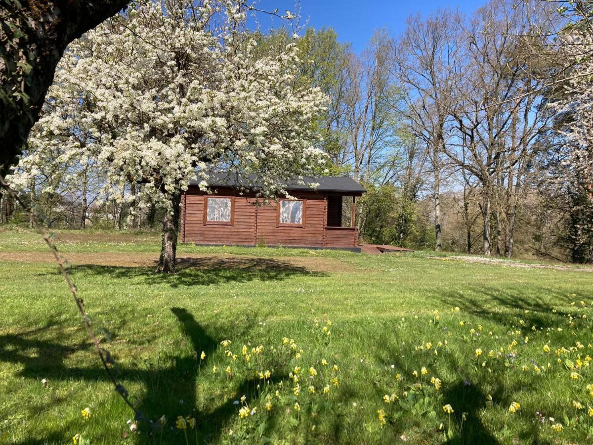 Lac De Lumiere. Relax With Rural Lakeside Living Herry Екстериор снимка