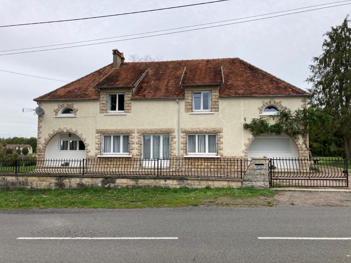 Lac De Lumiere. Relax With Rural Lakeside Living Herry Екстериор снимка